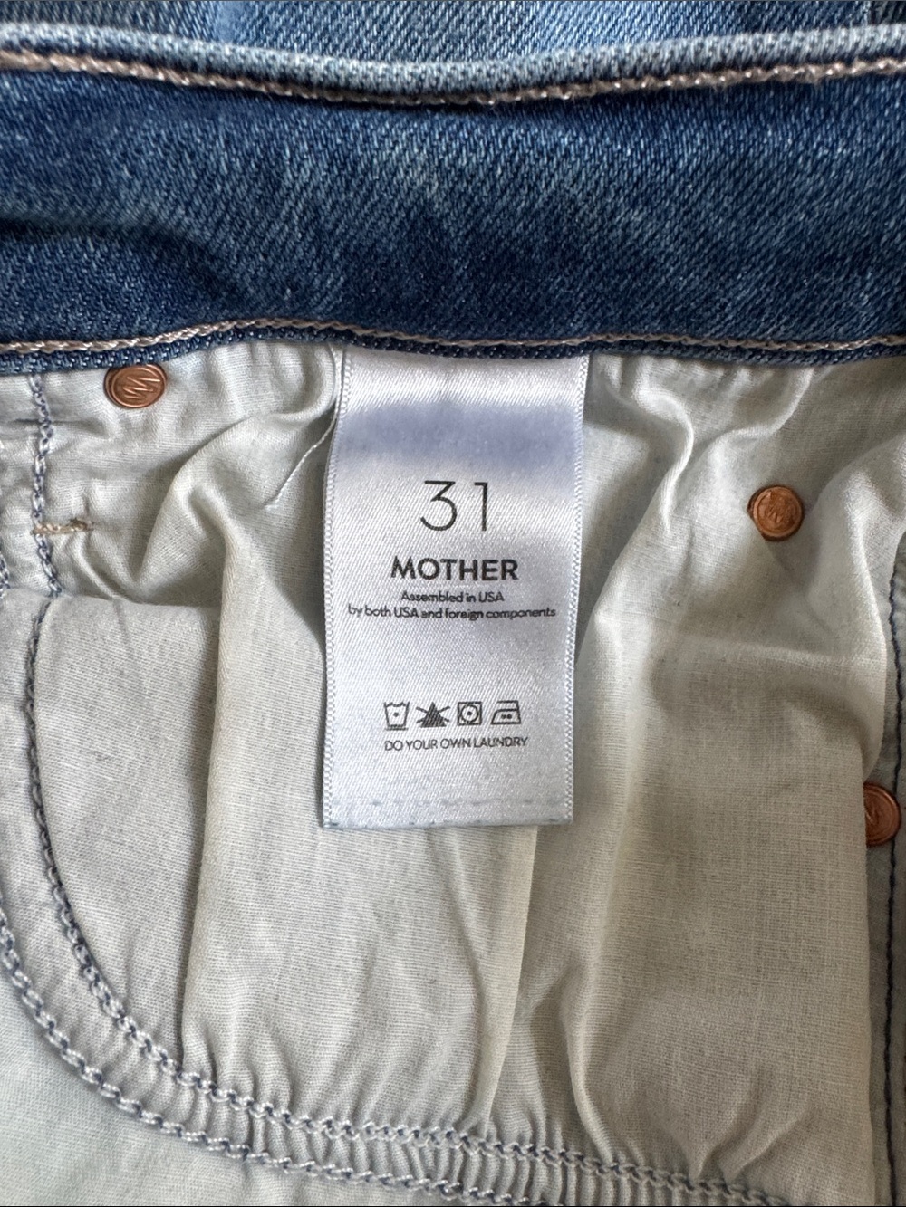 MOTHER The Rascal Ankle Fray Jeans - Picture 4 of 6